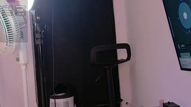 Natashaa-bluer online show from 06.04.26