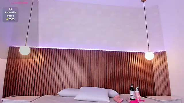 Snapshot of Foxy_Kylie chatting on 02.26.26 Foxy Kylie online show from 02.26.26