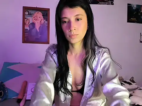 Adeline444 online show from 10.18.25