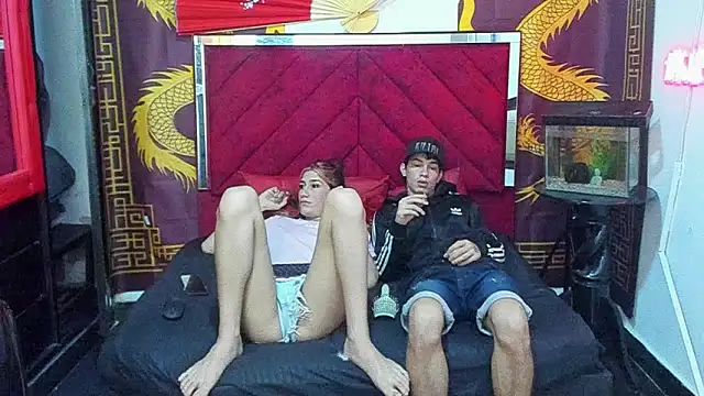 Snapshot of Pride_couple chatting on 12.14.25 Pride couple online show from 12.14.25