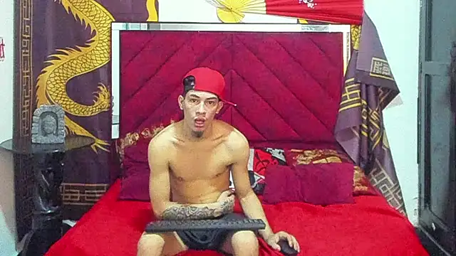 Snapshot of Pride_couple chatting on 01.07.26 Pride couple online show from 01.07.26