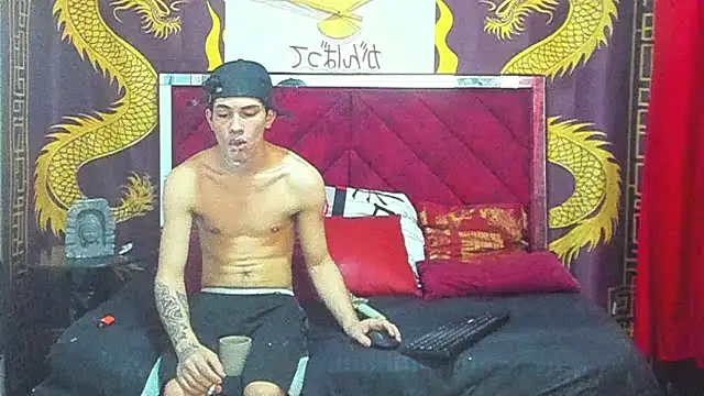 Snapshot of Pride_couple chatting on 02.03.26 Pride couple online show from 02.03.26