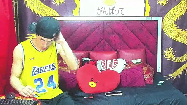 Snapshot of Pride_couple chatting on 02.21.26 Pride couple online show from 02.21.26