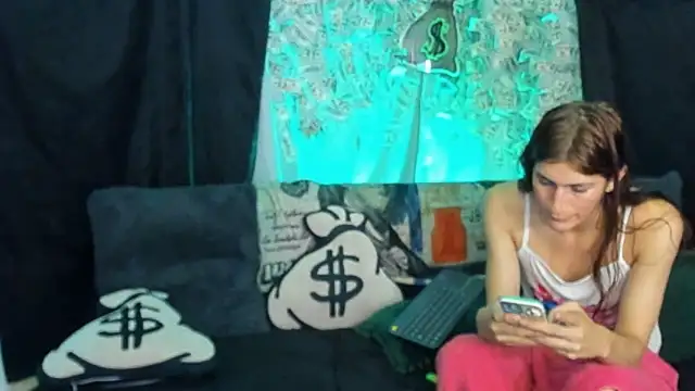 Pride couple online show from 04.27.26
