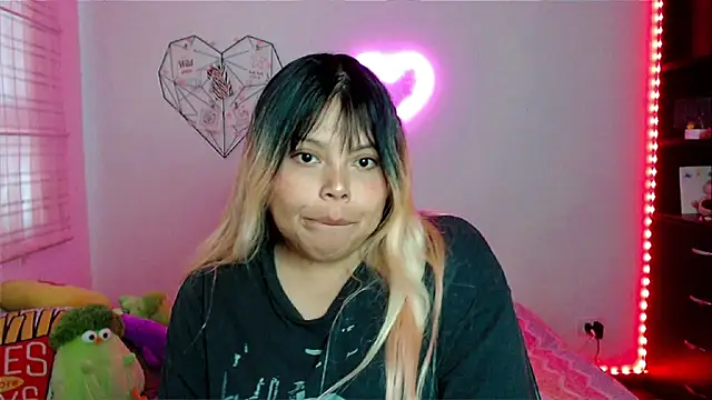 EllieMoonX online show from 02.19.26