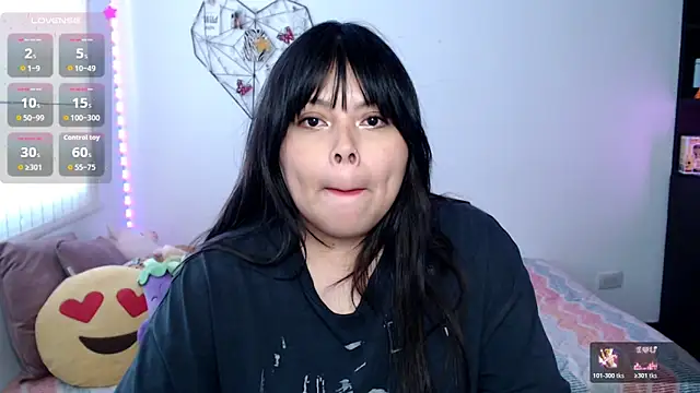 EllieMoonX online show from 06.11.26