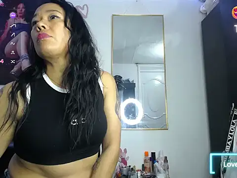 Snapshot of Kylee79 chatting on 02.06.26 Kylee79 online show from 02.06.26