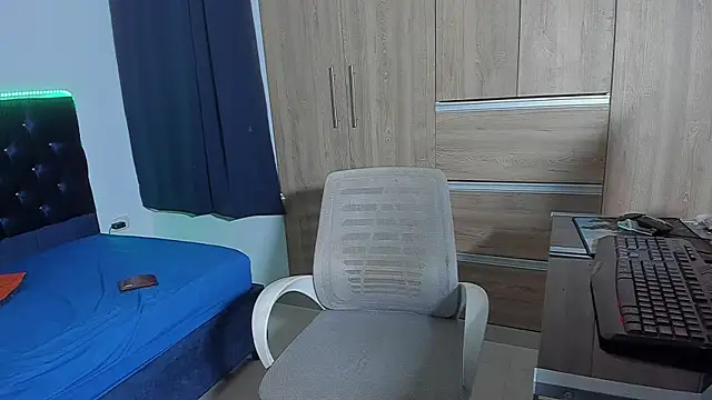 elias ford online show from 10.19.25