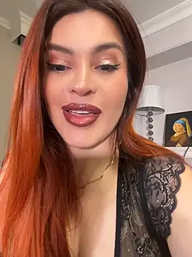 Snapshot of AbrilColls_ chatting on 06.19.26 AbrilColls online show from 06.19.26