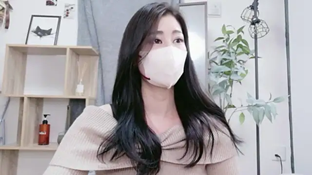 Ran 2323 online show from 05.08.26