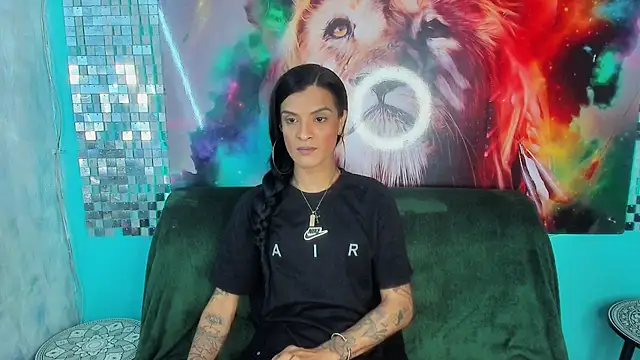 Snapshot of ZAMMIRA chatting on 03.13.26 ZAMMIRA online show from 03.13.26