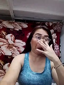 Snapshot of erma_joy chatting on 05.13.26 erma joy online show from 05.13.26