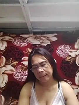 Snapshot of erma_joy chatting on 05.18.26 erma joy online show from 05.18.26