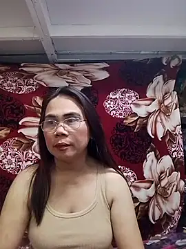 Snapshot of erma_joy chatting on 05.20.26 erma joy online show from 05.20.26