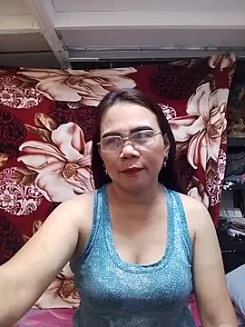 Snapshot of erma_joy chatting on 05.27.26 erma joy online show from 05.27.26