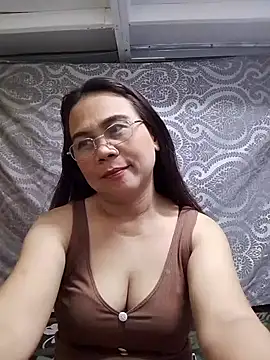 Snapshot of erma_joy chatting on 06.04.26 erma joy online show from 06.04.26