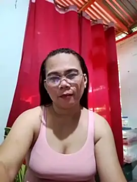 Snapshot of erma_joy chatting on 06.13.26 erma joy online show from 06.13.26