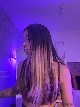 Snapshot of HoneyMollyX chatting on 07.28.26 HoneyMollyX online show from 07.28.26