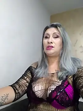 LilithGreenn online show from 10.29.25