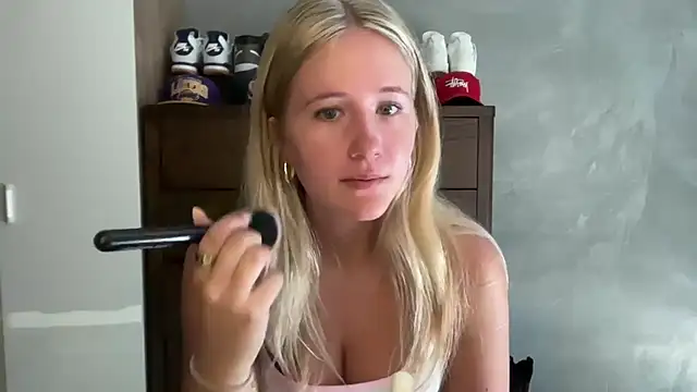 itssosierra online show from 03.12.26