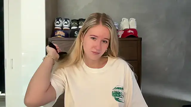 itssosierra online show from 05.01.26