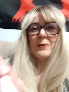 Snapshot of Amelialove42 chatting on 01.06.26 Amelialove42 online show from 01.06.26