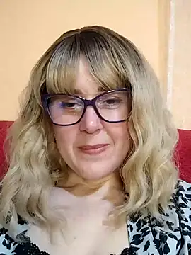 Amelialove42 online show from 05.12.26