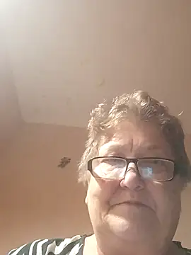 Katherine735 online show from 12.19.25