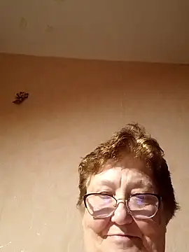 Snapshot of Katherine735 chatting on 06.14.26 Katherine735 online show from 06.14.26