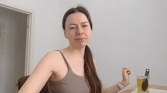 Snapshot of Miriqell chatting on 02.20.26 Miriqell online show from 02.20.26