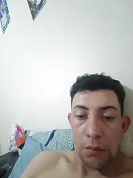 Snapshot of juniorcam10 chatting on 10.25.25 juniorcam10 online show from 10.25.25