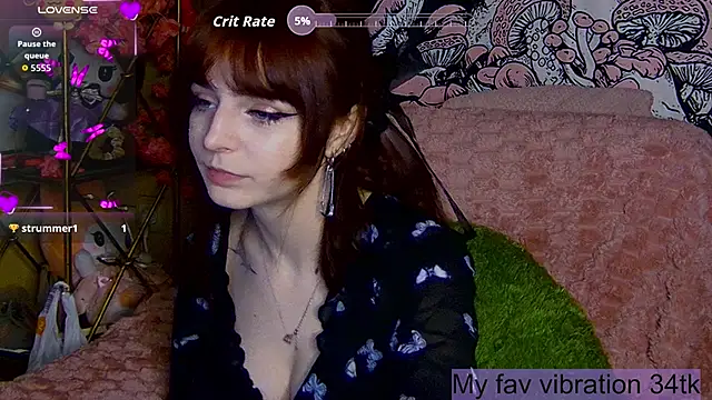 Snapshot of ArianaLight chatting on 02.28.26 ArianaLight online show from 02.28.26