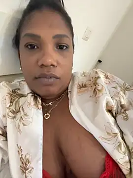 Snapshot of magnetk chatting on 10.15.25 magnetk online show from 10.15.25