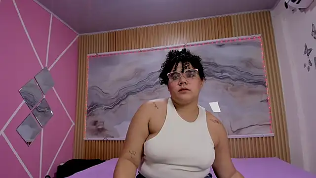 Snapshot of Ruby_gss chatting on 10.16.25 Ruby gss online show from 10.16.25