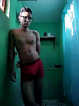 Snapshot of JonaTorres chatting on 10.12.25 JonaTorres online show from 10.12.25