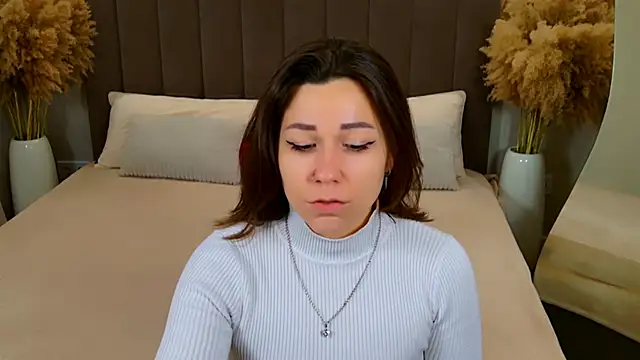 Snapshot of EdenSolis chatting on 03.15.26 EdenSolis online show from 03.15.26