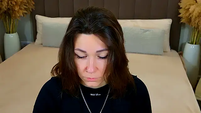 Snapshot of EdenSolis chatting on 03.16.26 EdenSolis online show from 03.16.26