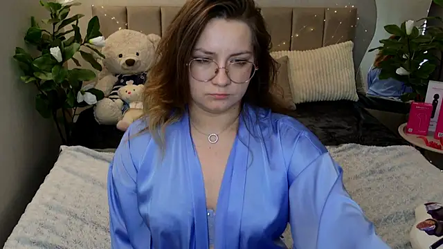 Snapshot of Briarx chatting on 06.16.26 Briarx online show from 06.16.26