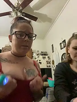 EdNEmSexyBlend online show from 10.17.25