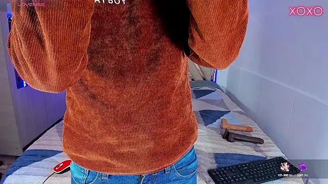 Snapshot of Jacovo2002 chatting on 10.11.25 Jacovo2002 online show from 10.11.25