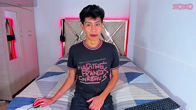 Snapshot of Jacovo2002 chatting on 10.15.25 Jacovo2002 online show from 10.15.25