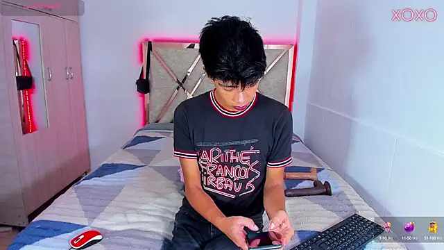 Snapshot of Jacovo2002 chatting on 10.15.25 Jacovo2002 online show from 10.15.25