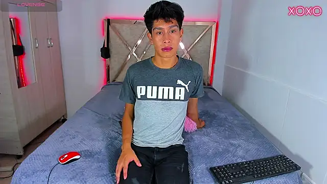 Snapshot of Jacovo2002 chatting on 10.19.25 Jacovo2002 online show from 10.19.25