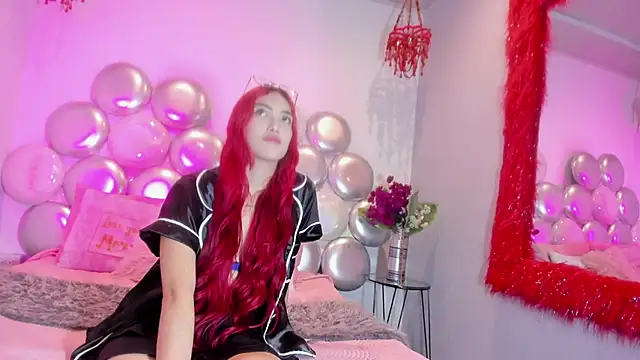 ambar croft online show from 10.11.25