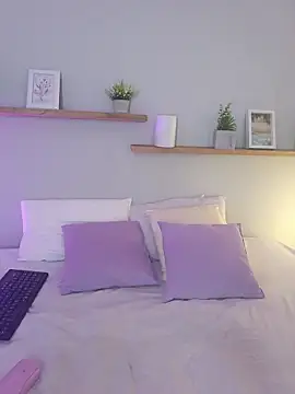 shainadavis online show from 02.20.26