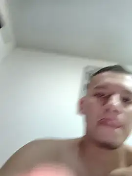 Snapshot of andriu656 chatting on 10.28.25 andriu656 online show from 10.28.25