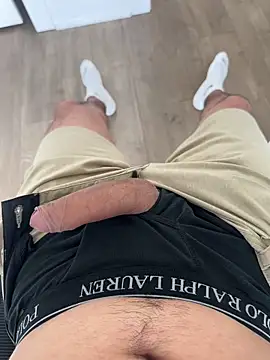 Snapshot of Success10 chatting on 11.10.25 Success10 online show from 11.10.25