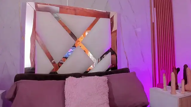 Snapshot of little__Chloee_ chatting on 03.16.26 little Chloee online show from 03.16.26