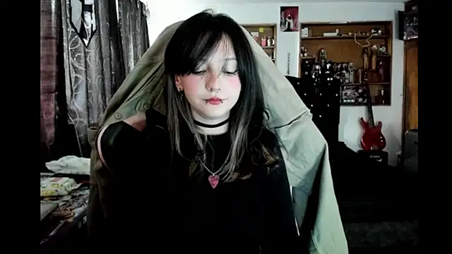 Snapshot of Maki_Zein_ chatting on 02.07.26 Maki Zein online show from 02.07.26