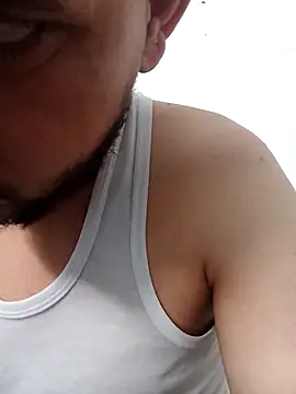 Snapshot of Arabeman300 chatting on 10.22.25 Arabeman300 online show from 10.22.25